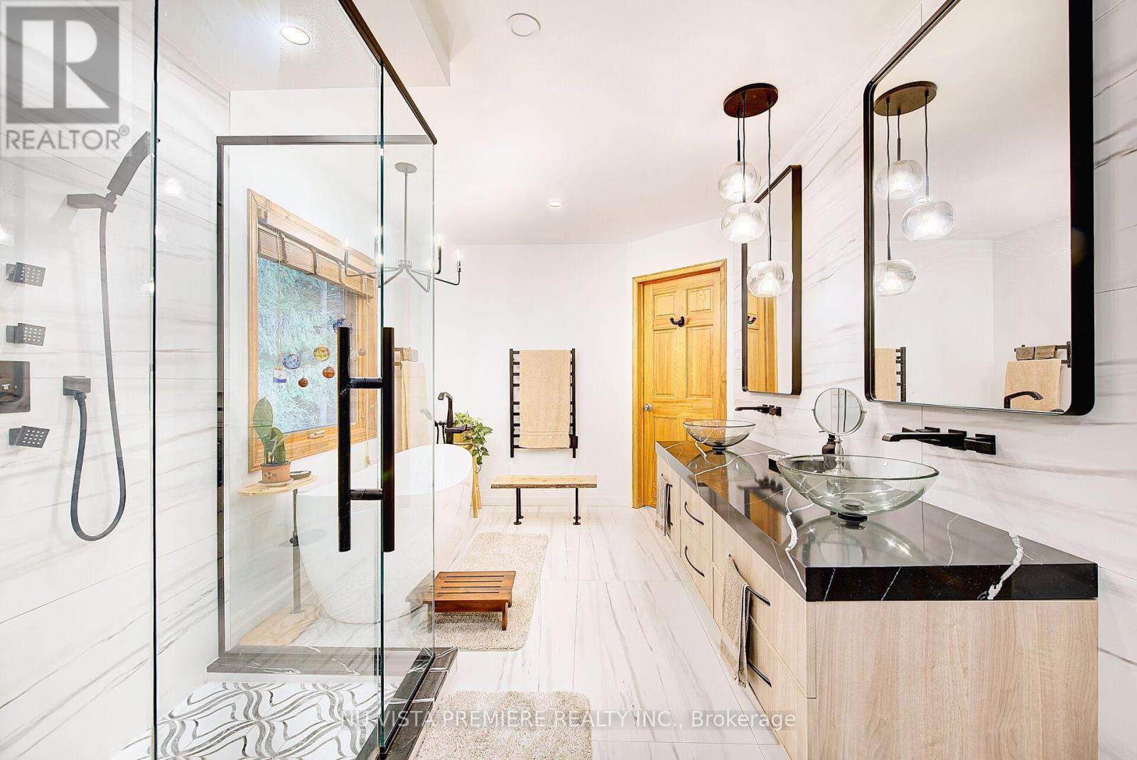 36273 Gore Road, South Huron, Ontario  N0M 1T0 - Photo 17 - X12497528