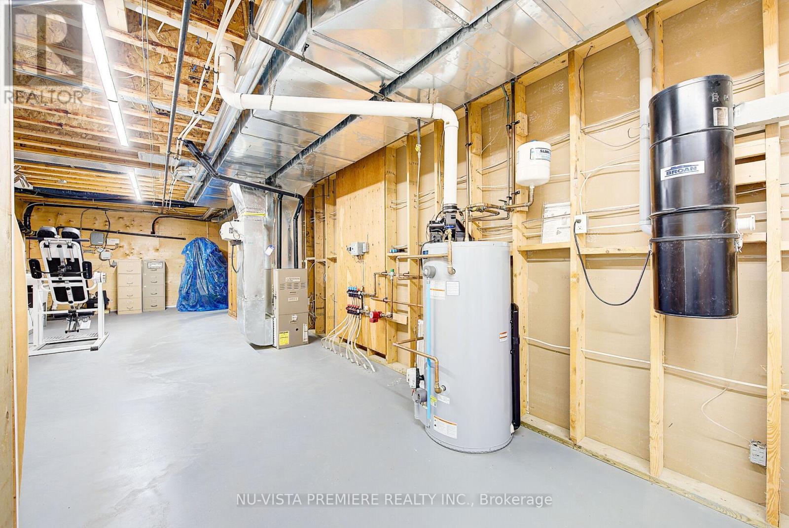 36273 Gore Road, South Huron, Ontario  N0M 1T0 - Photo 37 - X12497528