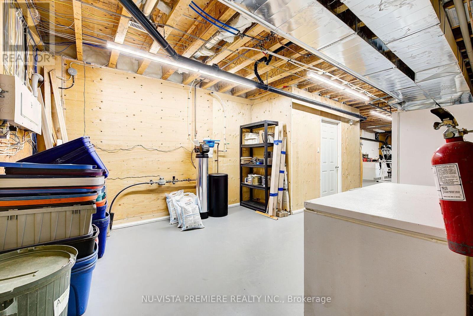 36273 Gore Road, South Huron, Ontario  N0M 1T0 - Photo 39 - X12497528