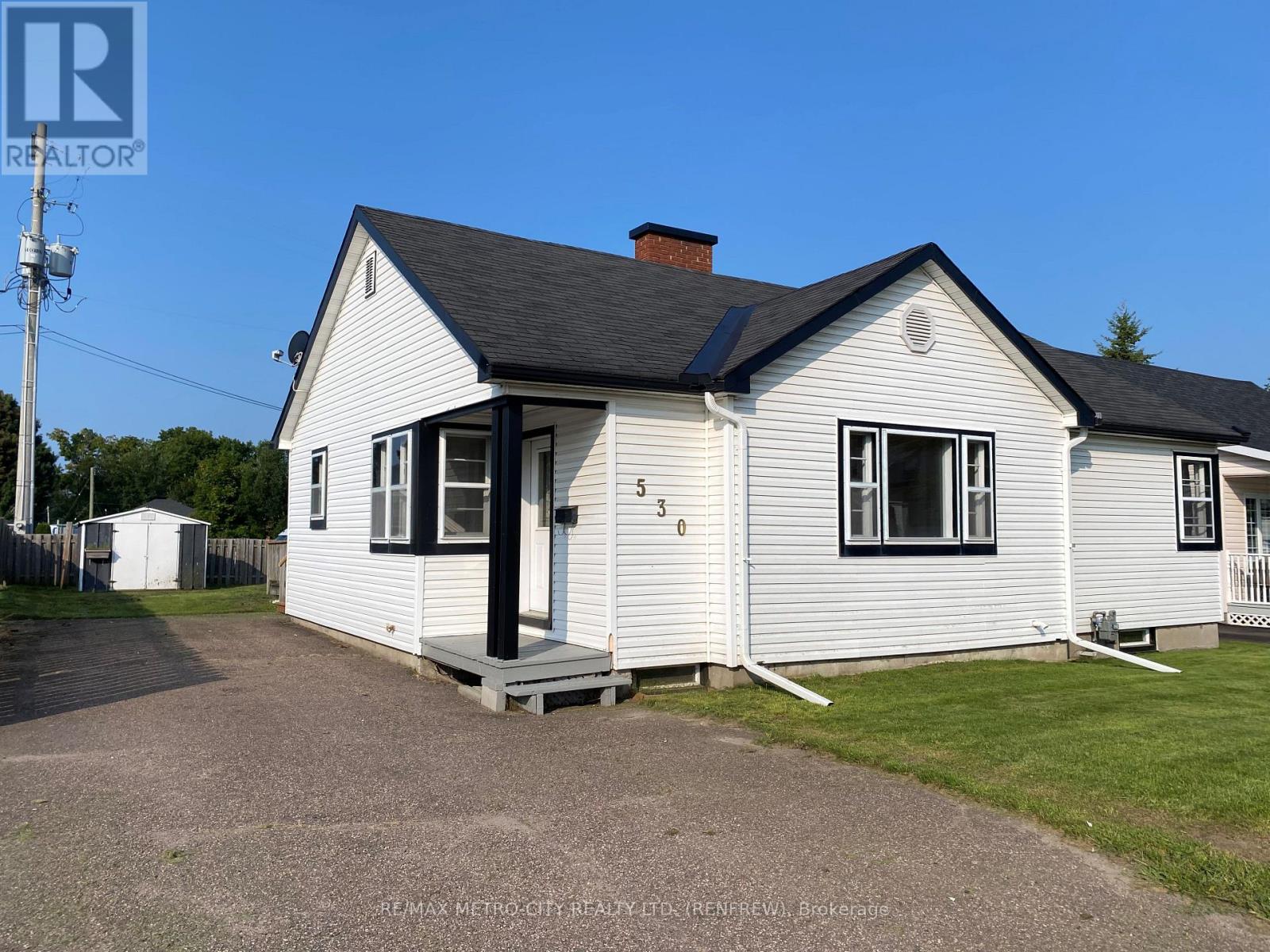 530 New Street, Renfrew, Ontario  K7V 1G8 - Photo 1 - X12497496