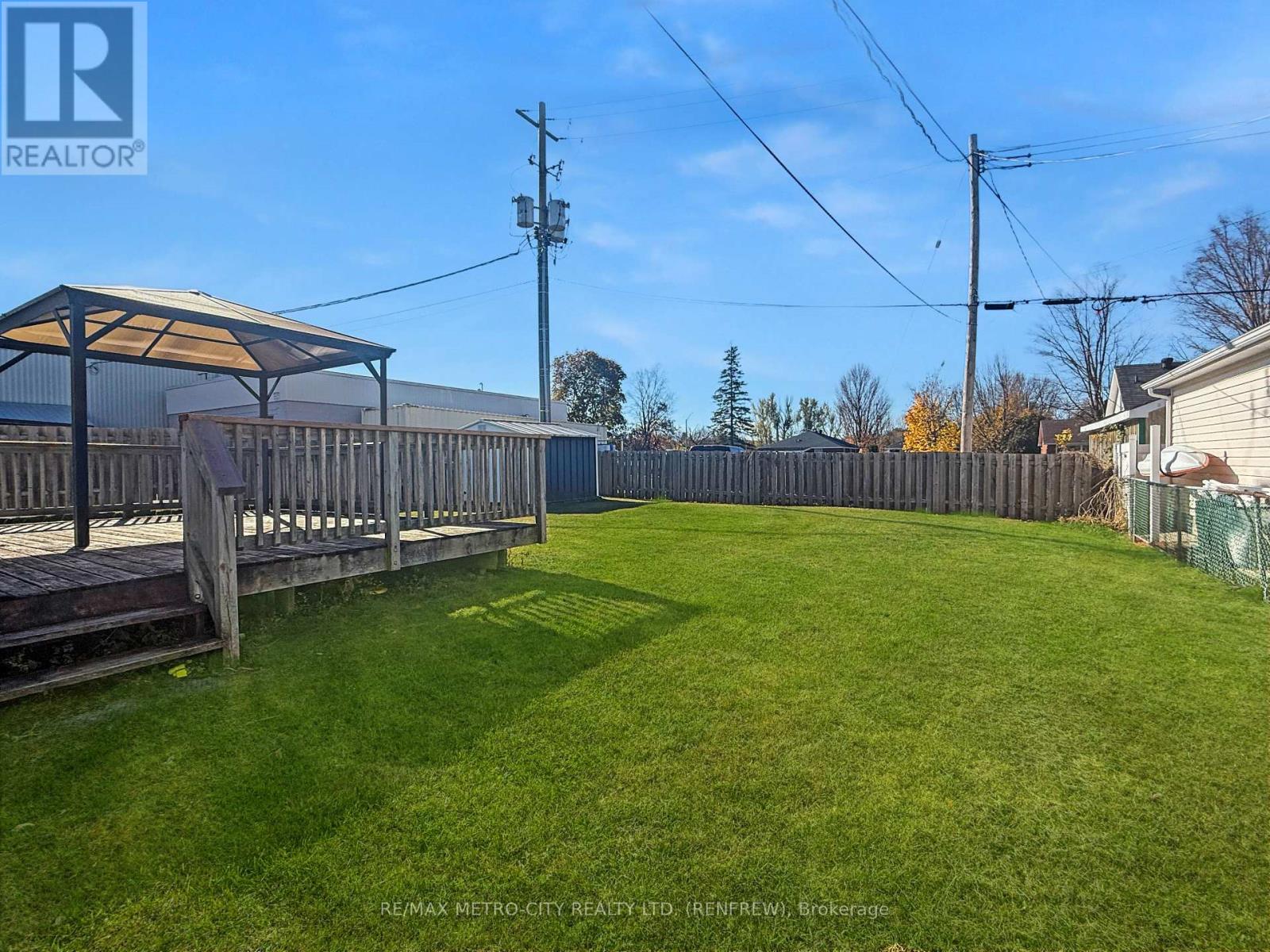 530 New Street, Renfrew, Ontario  K7V 1G8 - Photo 24 - X12497496