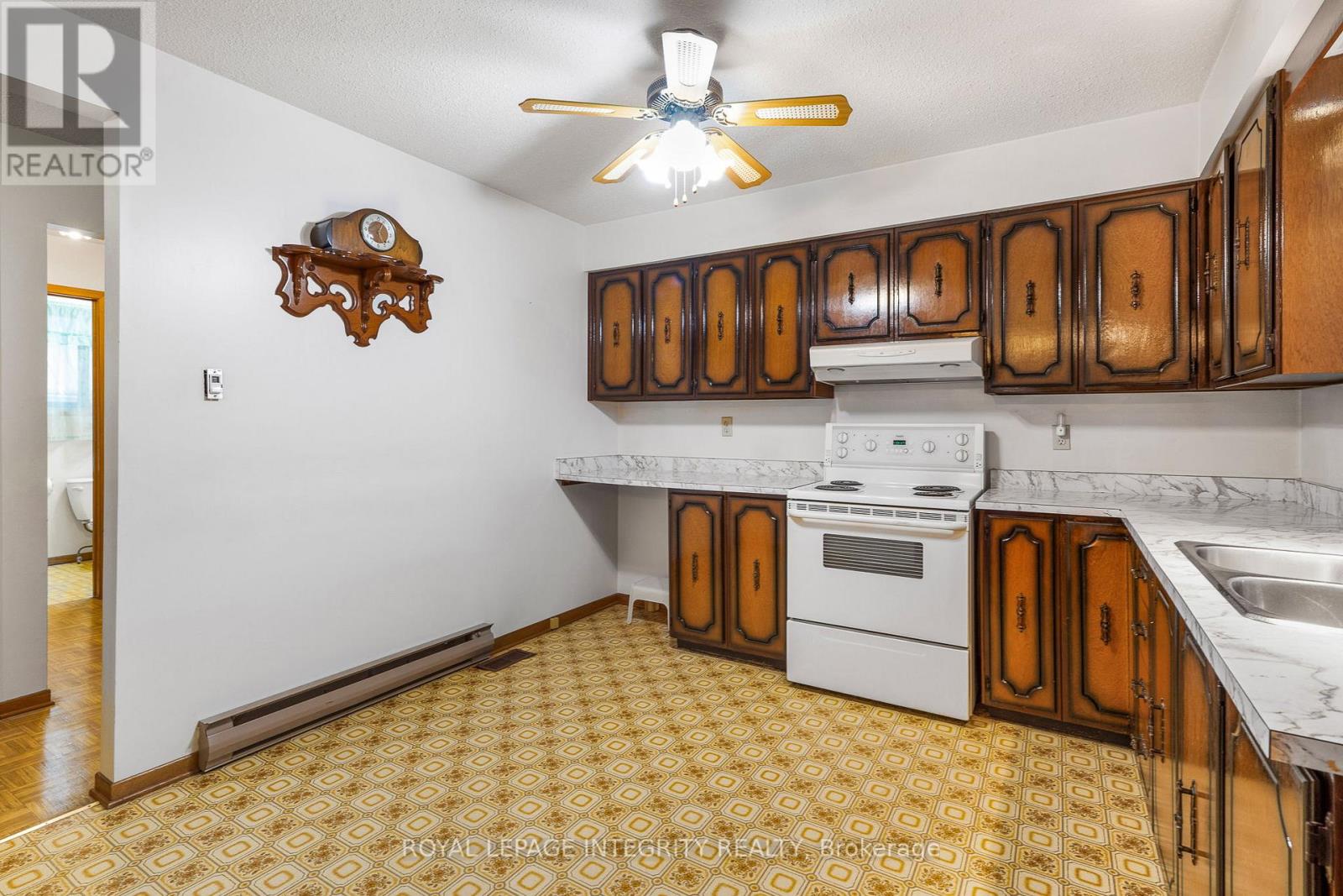 1172 St Pierre Road, Russell, Ontario  K0A 1W1 - Photo 10 - X12497242