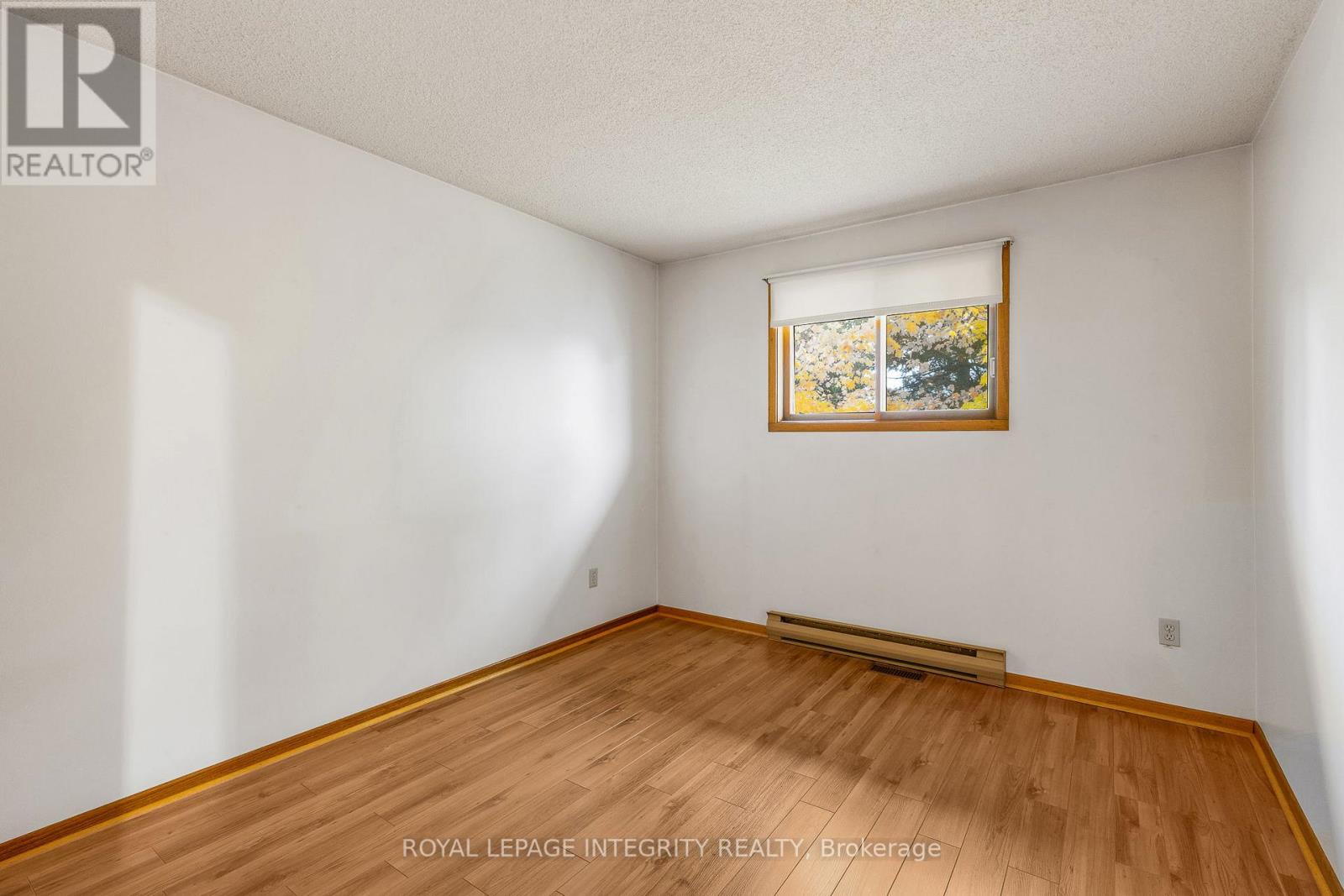 1172 St Pierre Road, Russell, Ontario  K0A 1W1 - Photo 16 - X12497242