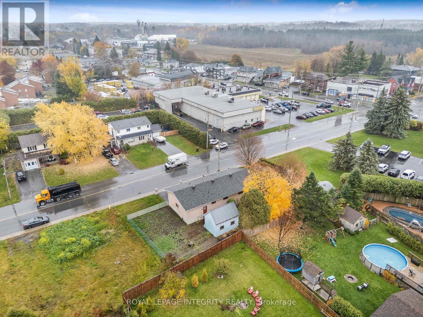 1172 St Pierre Road, Russell, Ontario  K0A 1W1 - Photo 29 - X12497242