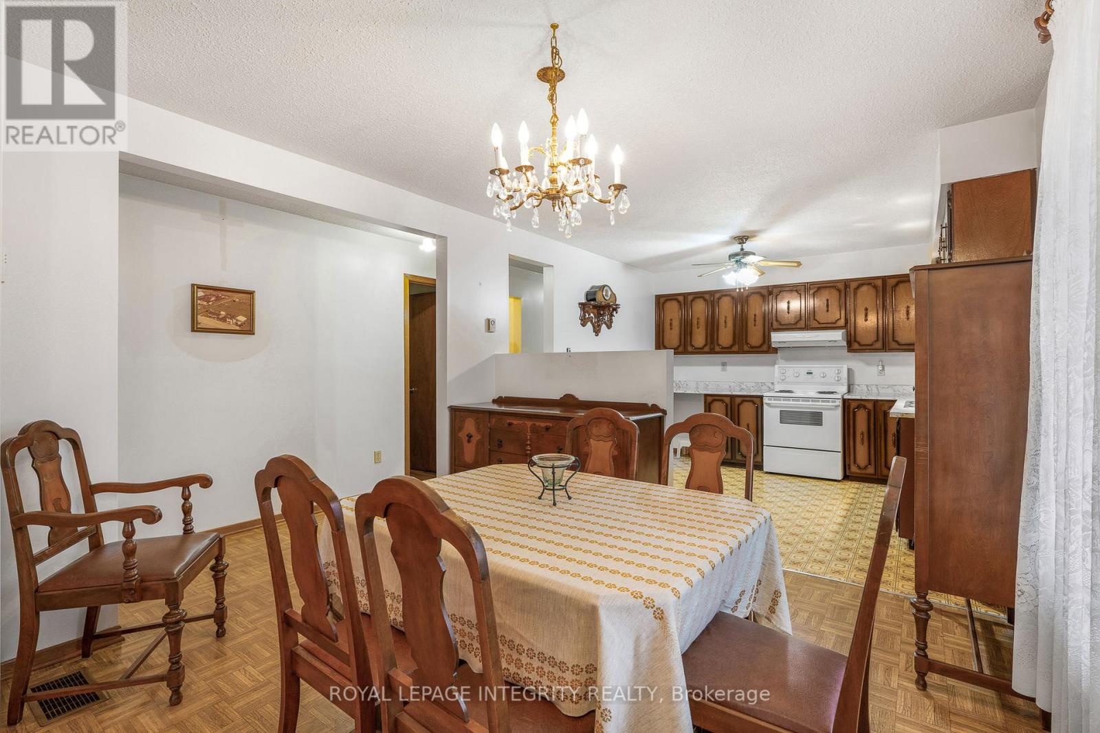 1172 St Pierre Road, Russell, Ontario  K0A 1W1 - Photo 7 - X12497242