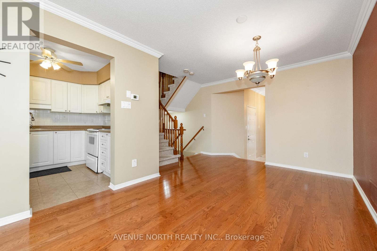 1578 Cedar Mills Road, Ottawa, Ontario  K1C 7M1 - Photo 11 - X12497308