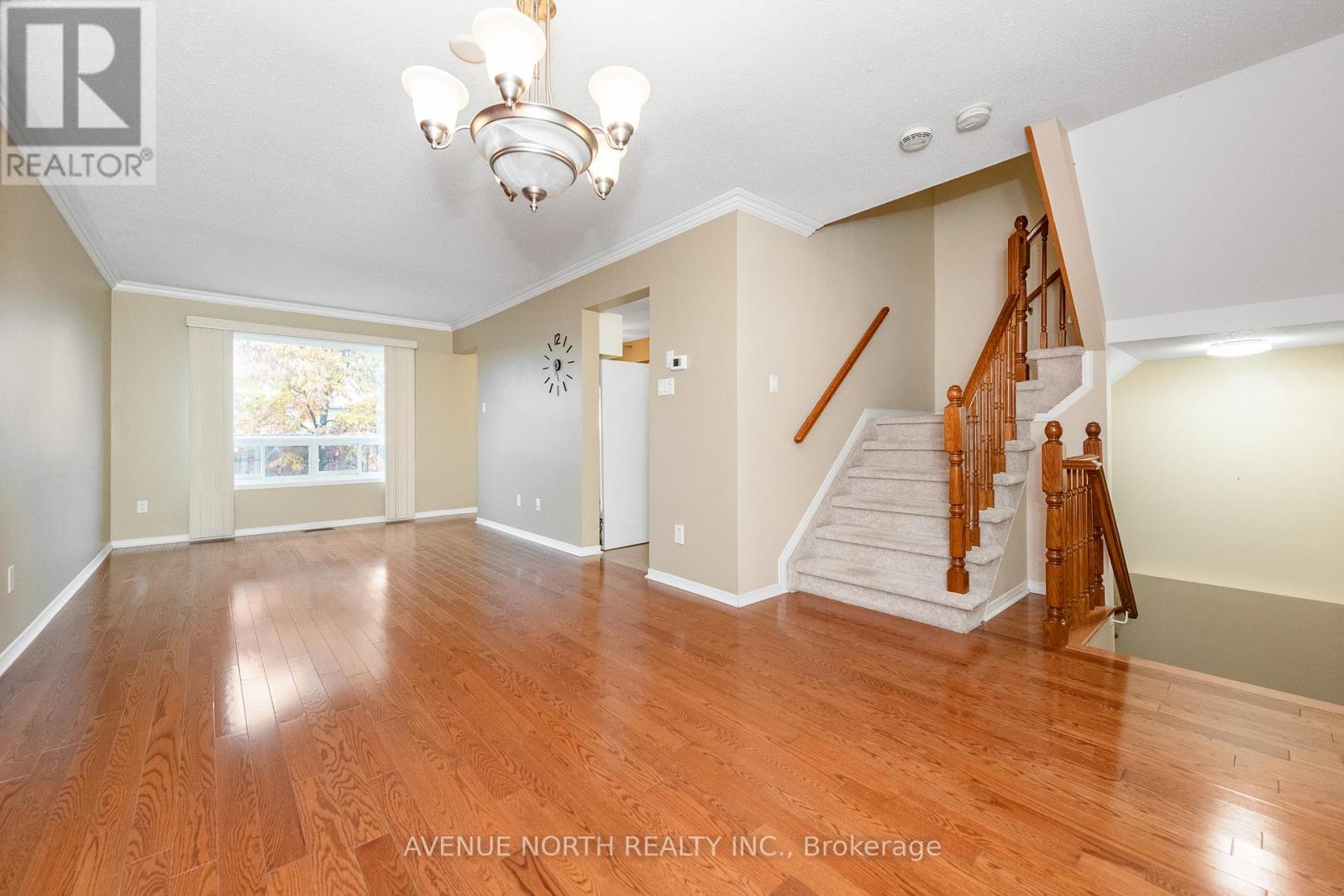 1578 Cedar Mills Road, Ottawa, Ontario  K1C 7M1 - Photo 9 - X12497308