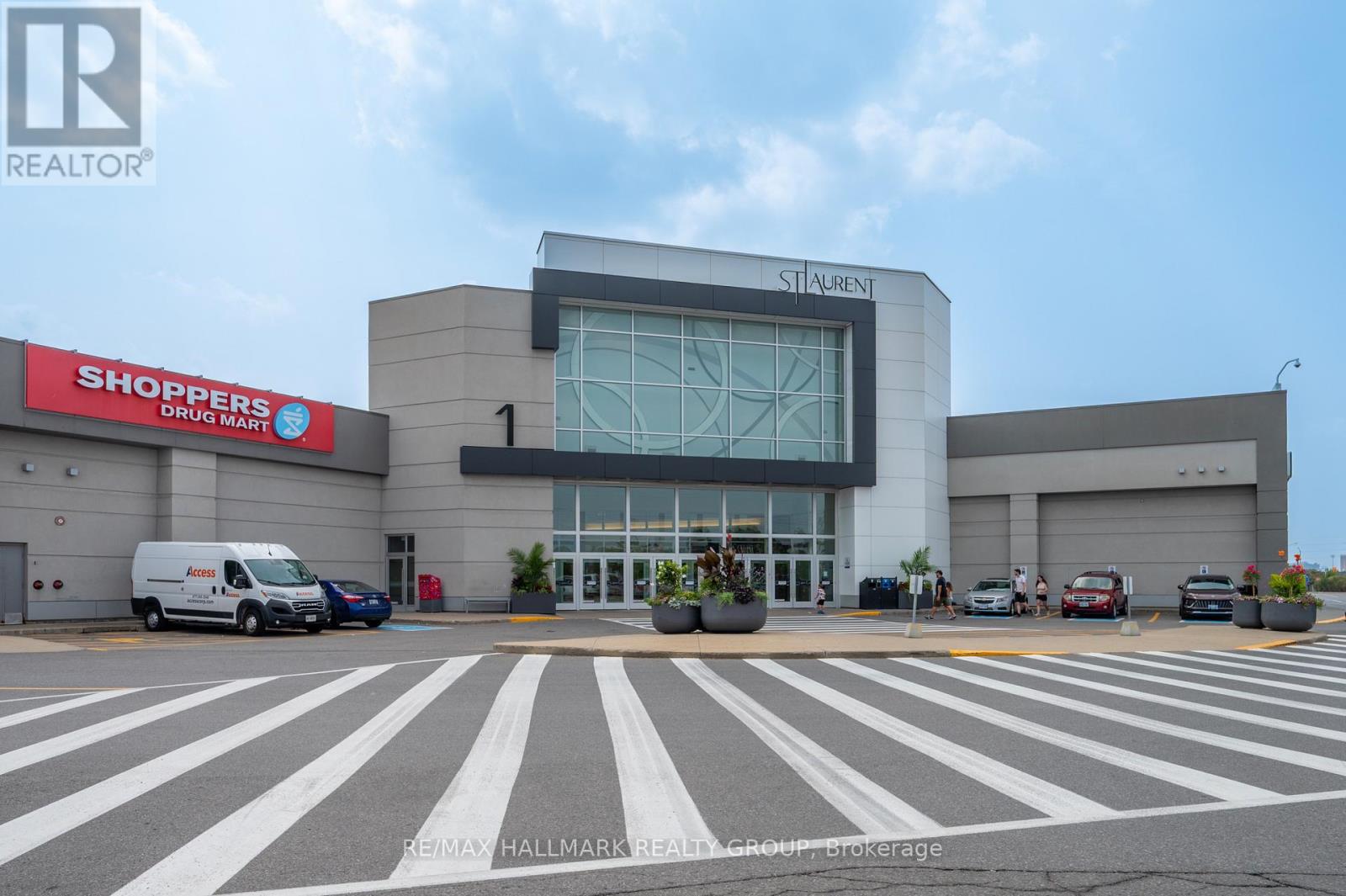 UNIT 609 - 1200 ST. LAURENT BOULEVARD, Ottawa, Ontario