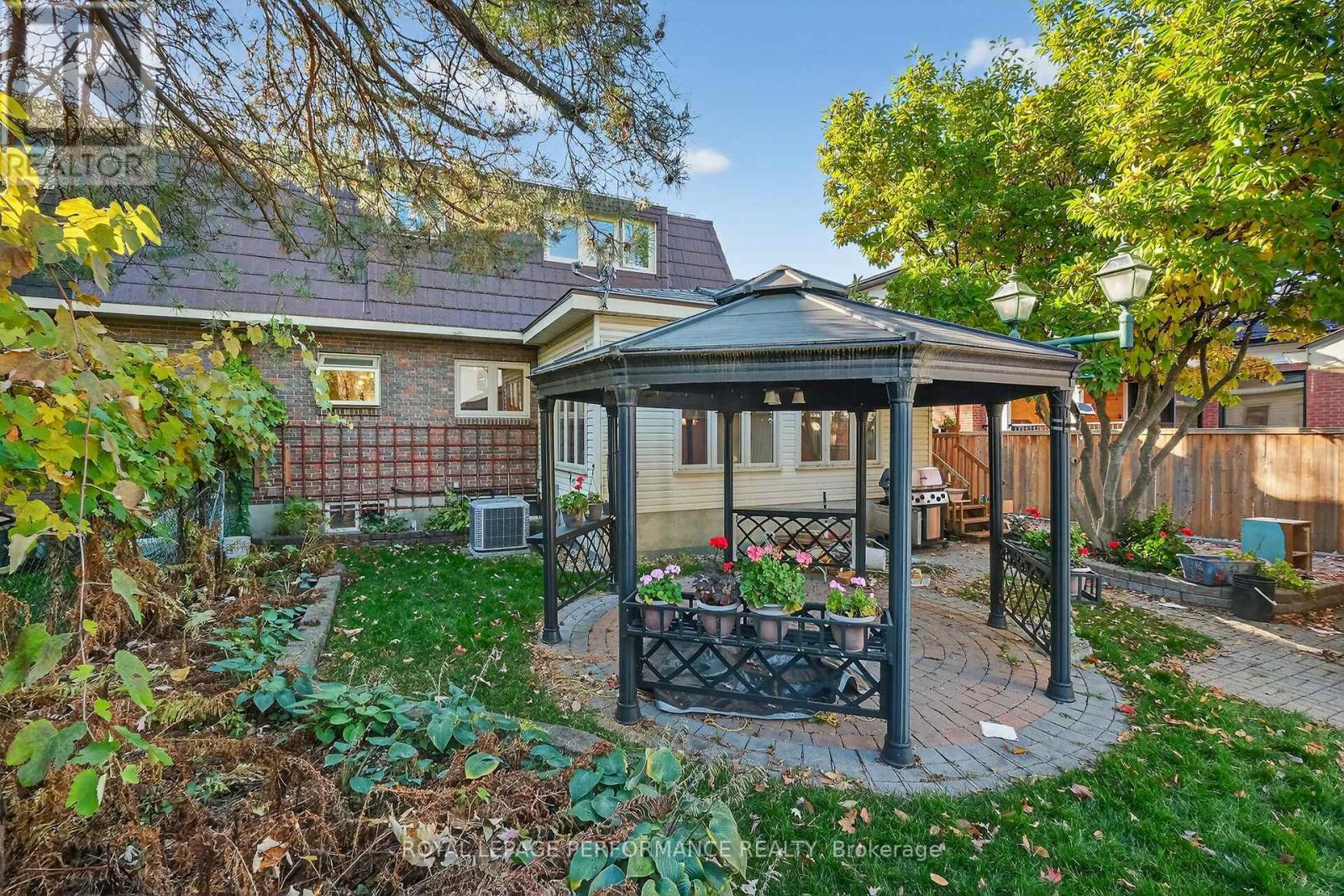 179 Cowley Avenue, Ottawa, Ontario  K1Y 0G8 - Photo 18 - X12497456