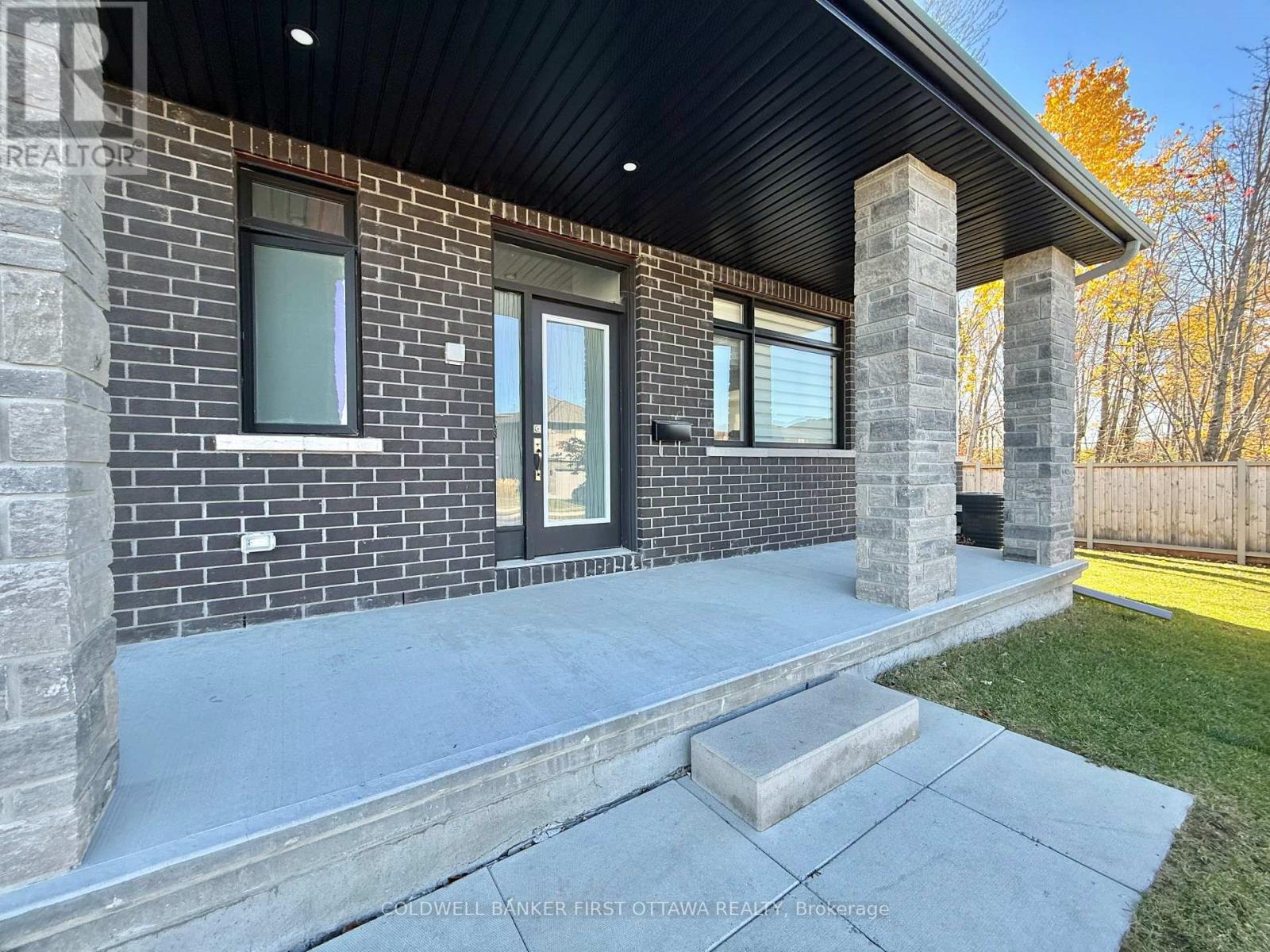 1000 Eider Street, Ottawa, Ontario  K4M 0P5 - Photo 4 - X12497470