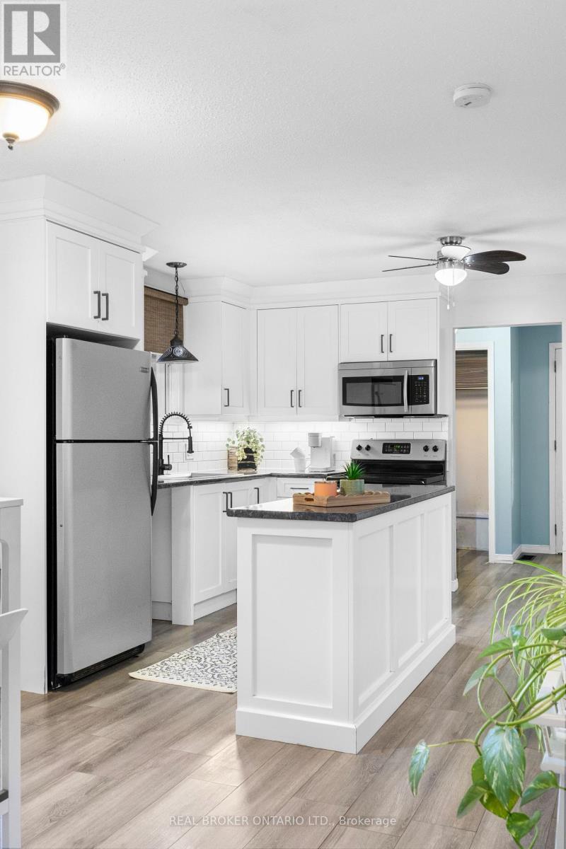 9061 County 44 Road, Edwardsburgh/cardinal, Ontario  K0E 1X0 - Photo 18 - X12497588