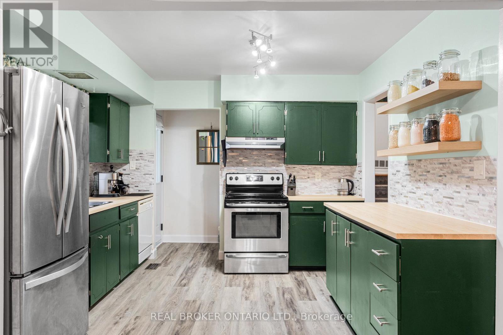 50 Neelin Street, Carleton Place, Ontario  K7C 2J7 - Photo 12 - X12497620