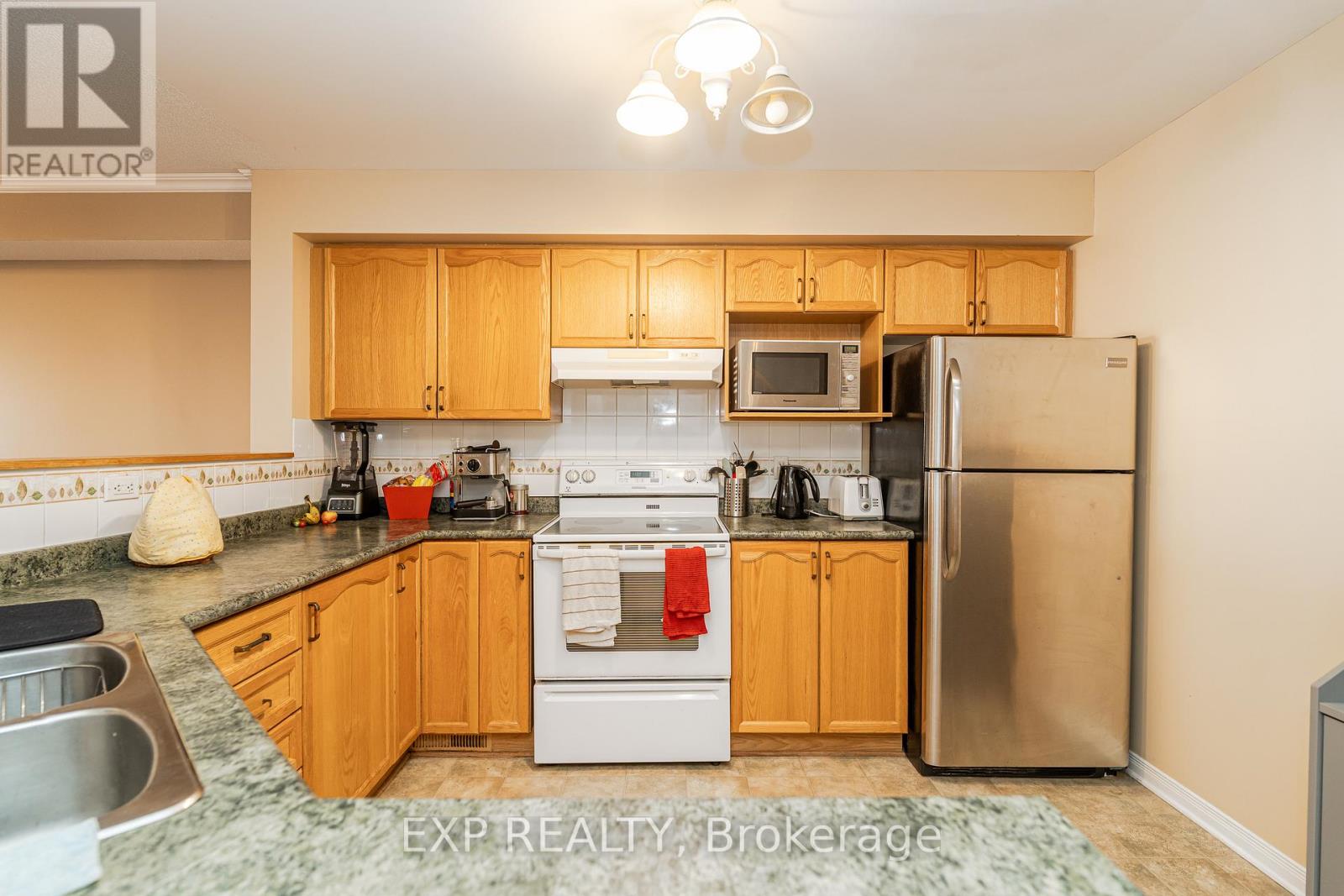 342 Freedom Private, Ottawa, Ontario  K1G 6W4 - Photo 10 - X12497670