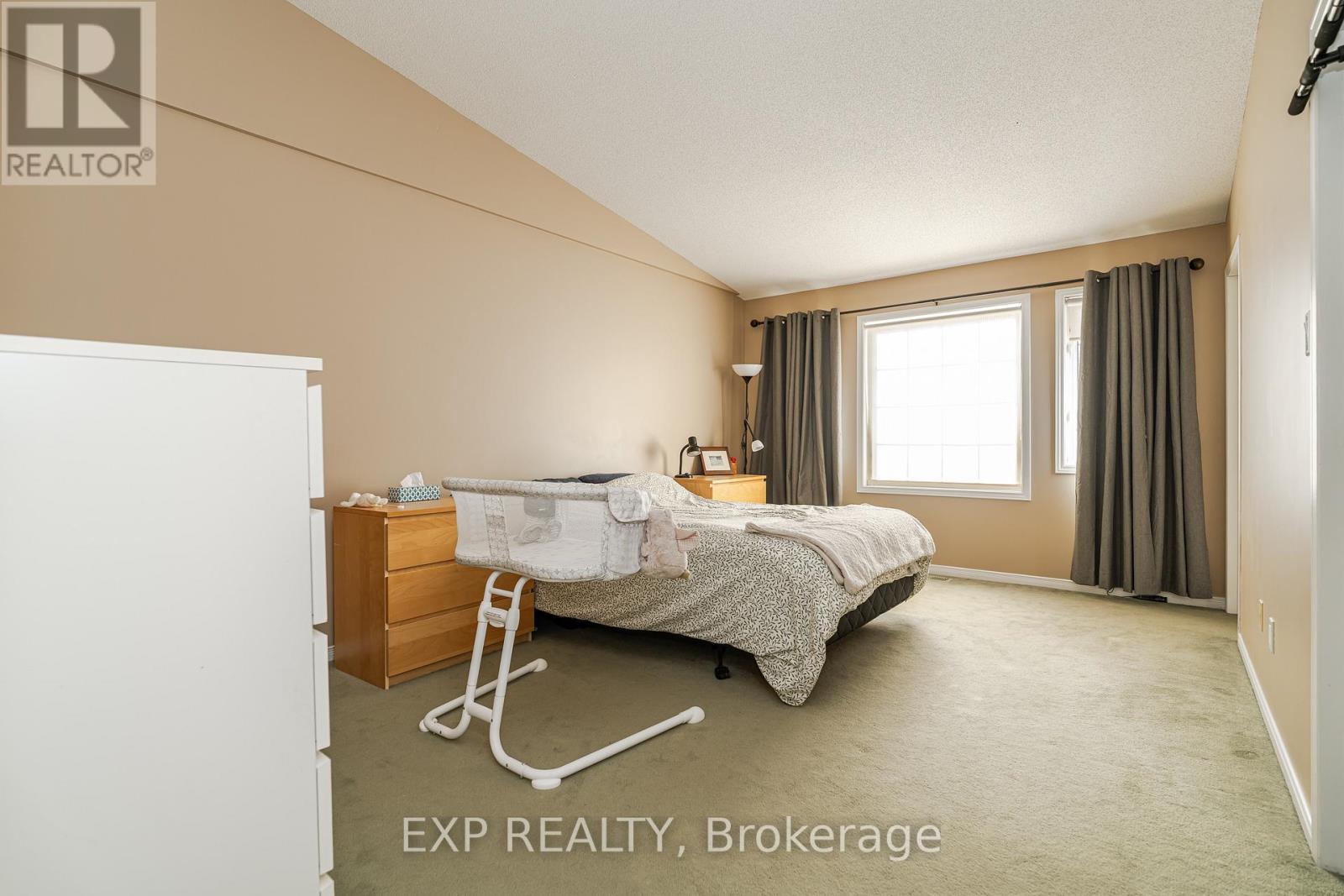 342 Freedom Private, Ottawa, Ontario  K1G 6W4 - Photo 13 - X12497670