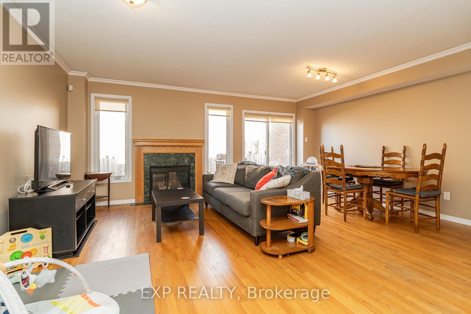 342 Freedom Private, Ottawa, Ontario  K1G 6W4 - Photo 5 - X12497670