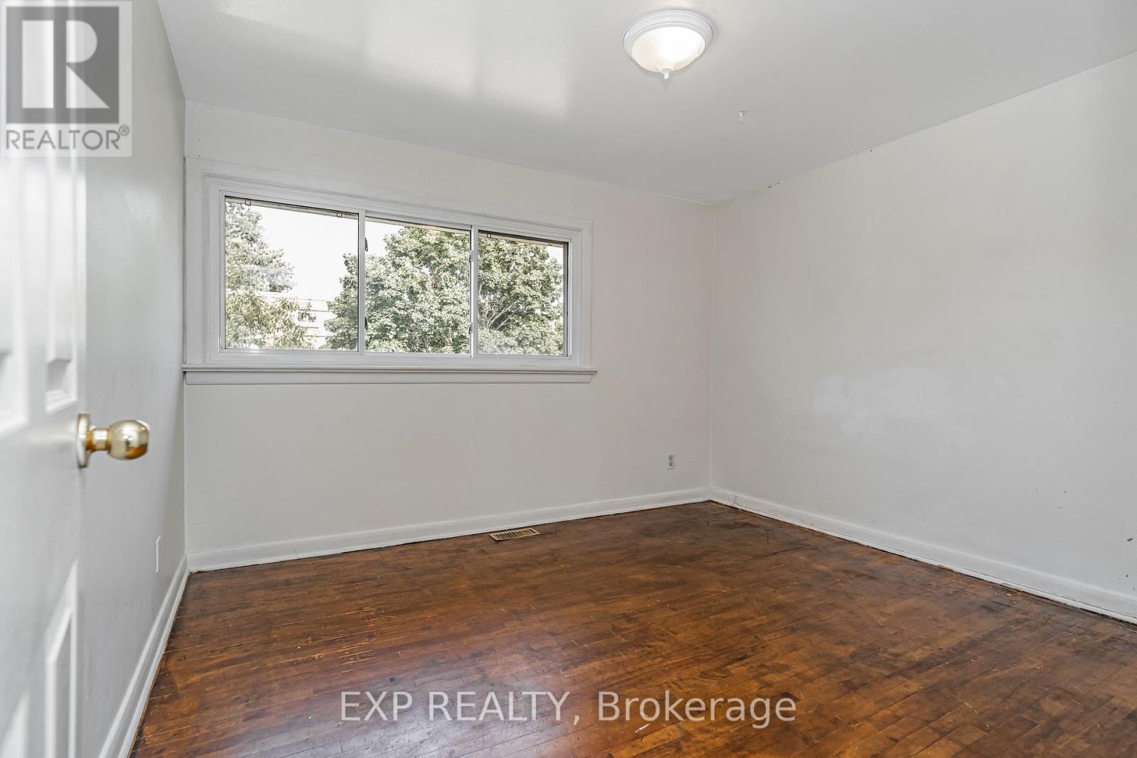 646 Borthwick Avenue, Ottawa, Ontario  K1K 2L9 - Photo 17 - X12497672