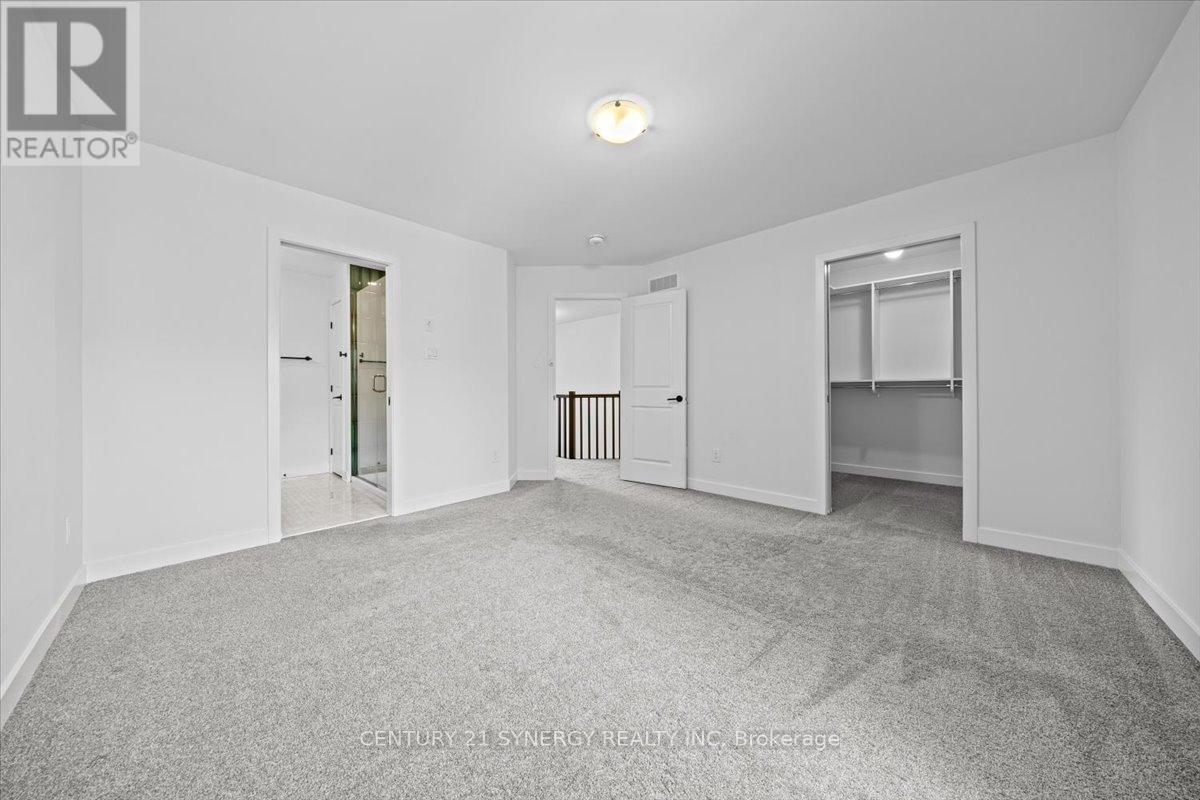 92 Longworth Avenue, Ottawa, Ontario  K1T 0S7 - Photo 12 - X12497714