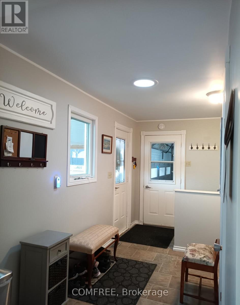 76 Lake Street, South Algonquin, Ontario  K0J 2M0 - Photo 18 - X12497742