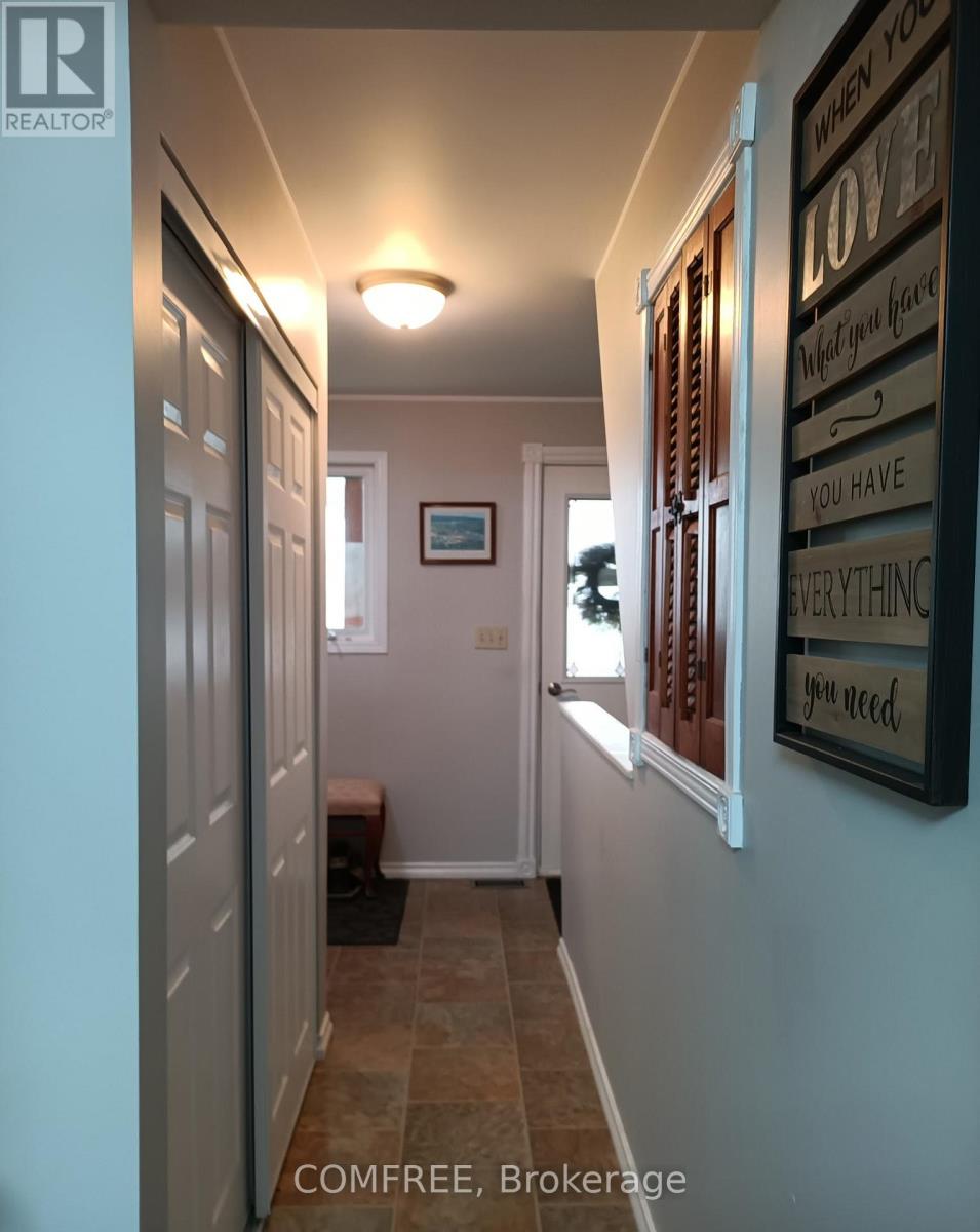 76 Lake Street, South Algonquin, Ontario  K0J 2M0 - Photo 21 - X12497742