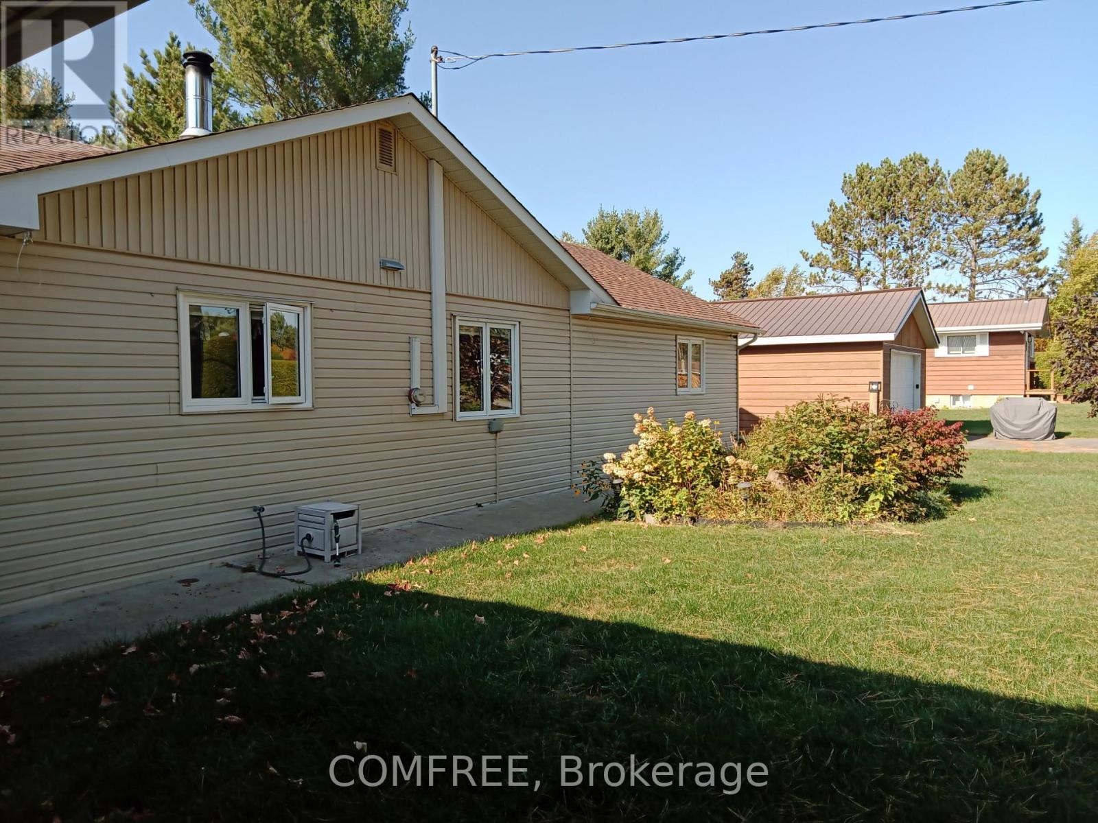 76 Lake Street, South Algonquin, Ontario  K0J 2M0 - Photo 40 - X12497742