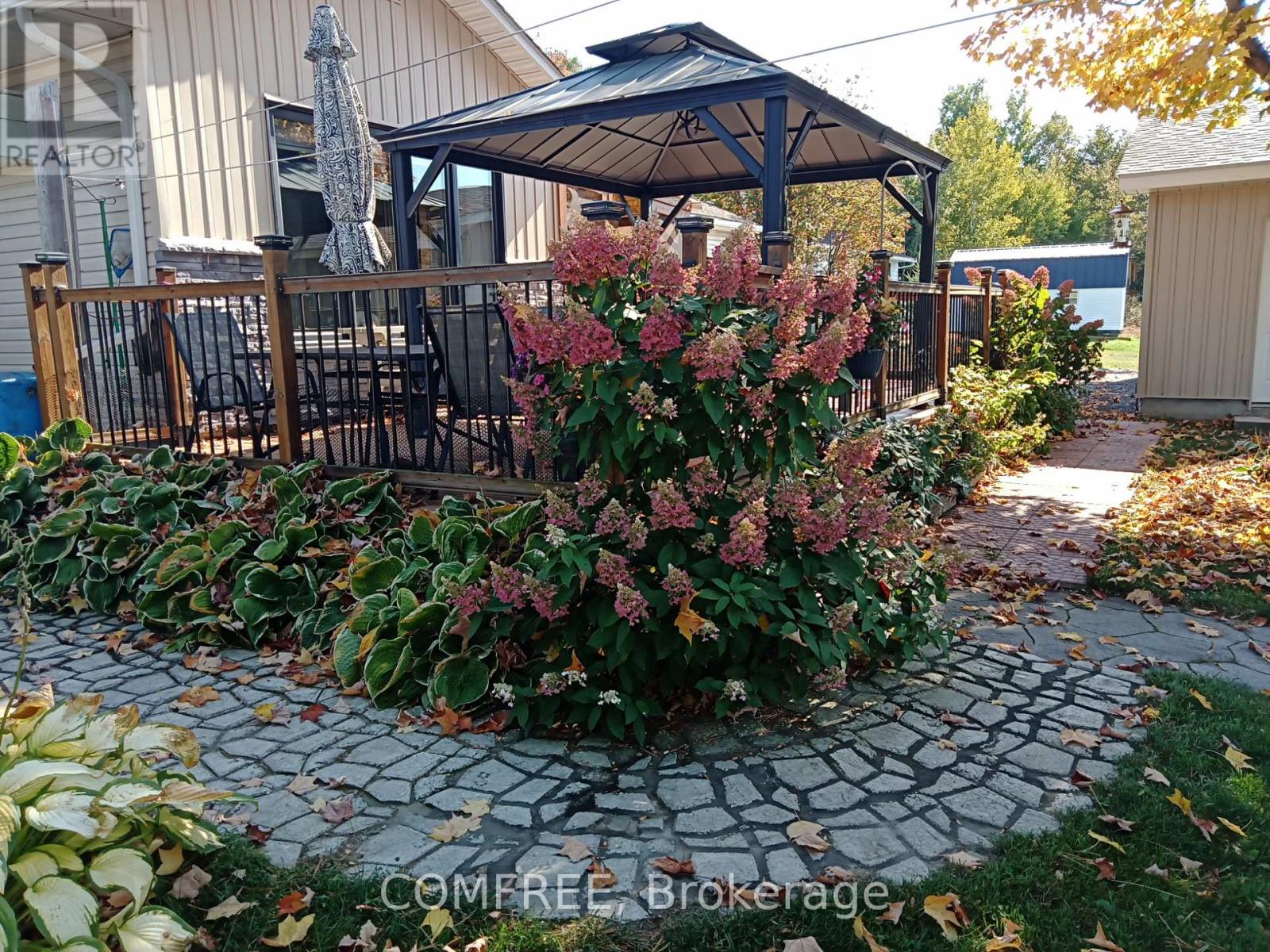 76 Lake Street, South Algonquin, Ontario  K0J 2M0 - Photo 44 - X12497742