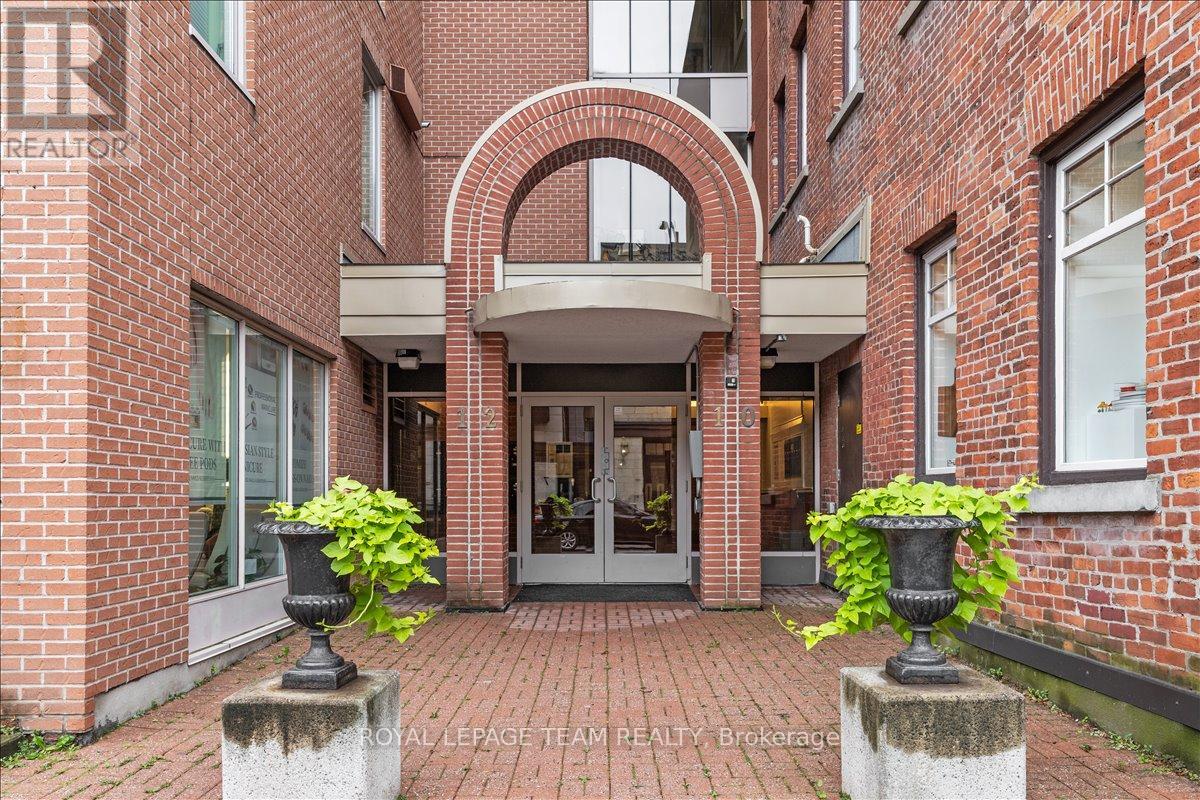 5 - 10 Clarence Street, Ottawa, Ontario  K1N 5P3 - Photo 3 - X12497836