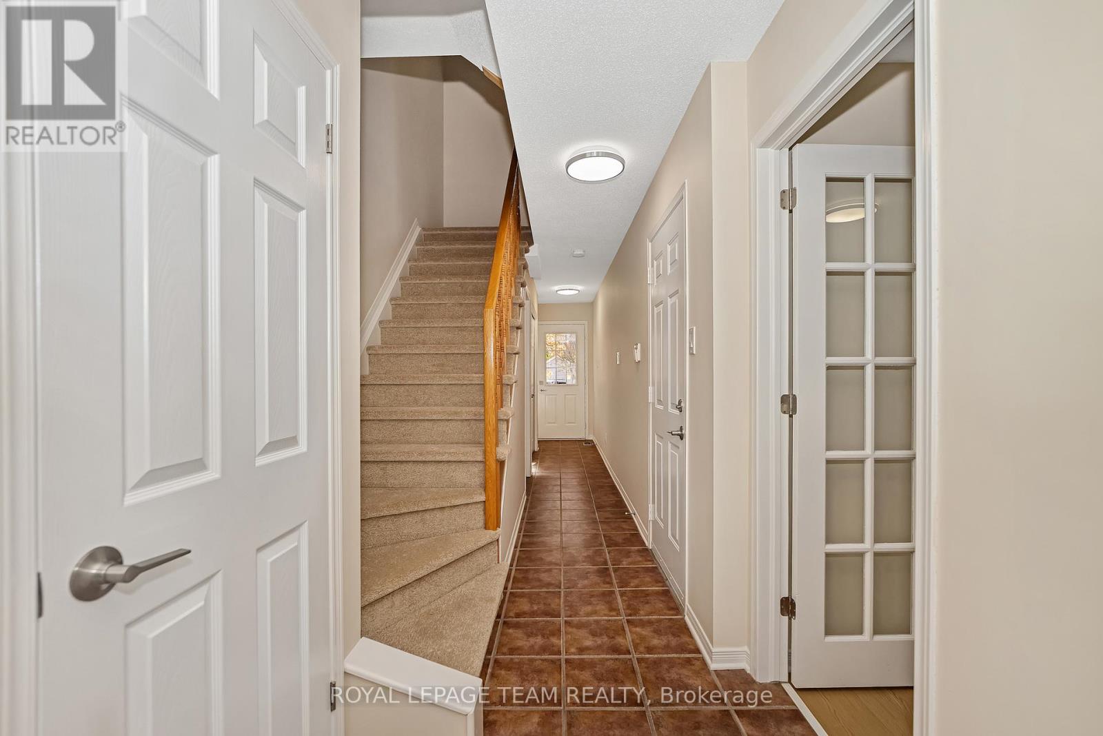 229 - 90 Edenvale Drive, Ottawa, Ontario  K2K 3N8 - Photo 4 - X12497886