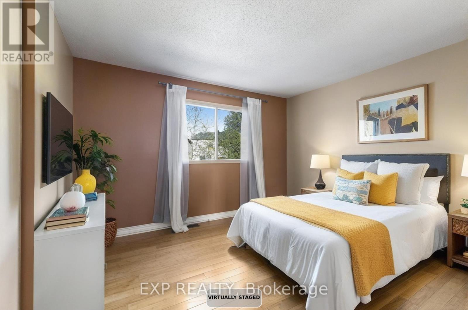 10 Pommel Crescent, Ottawa, Ontario  K2M 1A2 - Photo 14 - X12497894