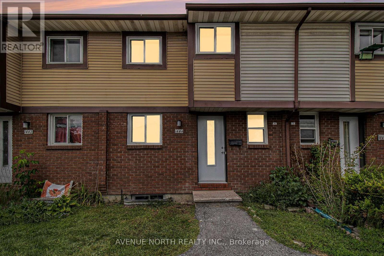 18 - 1444 FOXWELL STREET, Ottawa, Ontario