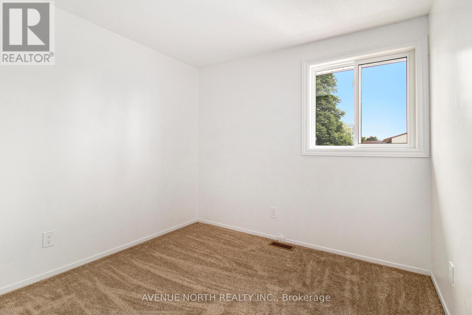 18 - 1444 Foxwell Street, Ottawa, Ontario  K1B 5J4 - Photo 18 - X12498008