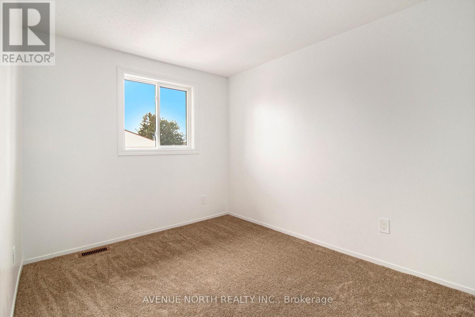 18 - 1444 Foxwell Street, Ottawa, Ontario  K1B 5J4 - Photo 19 - X12498008