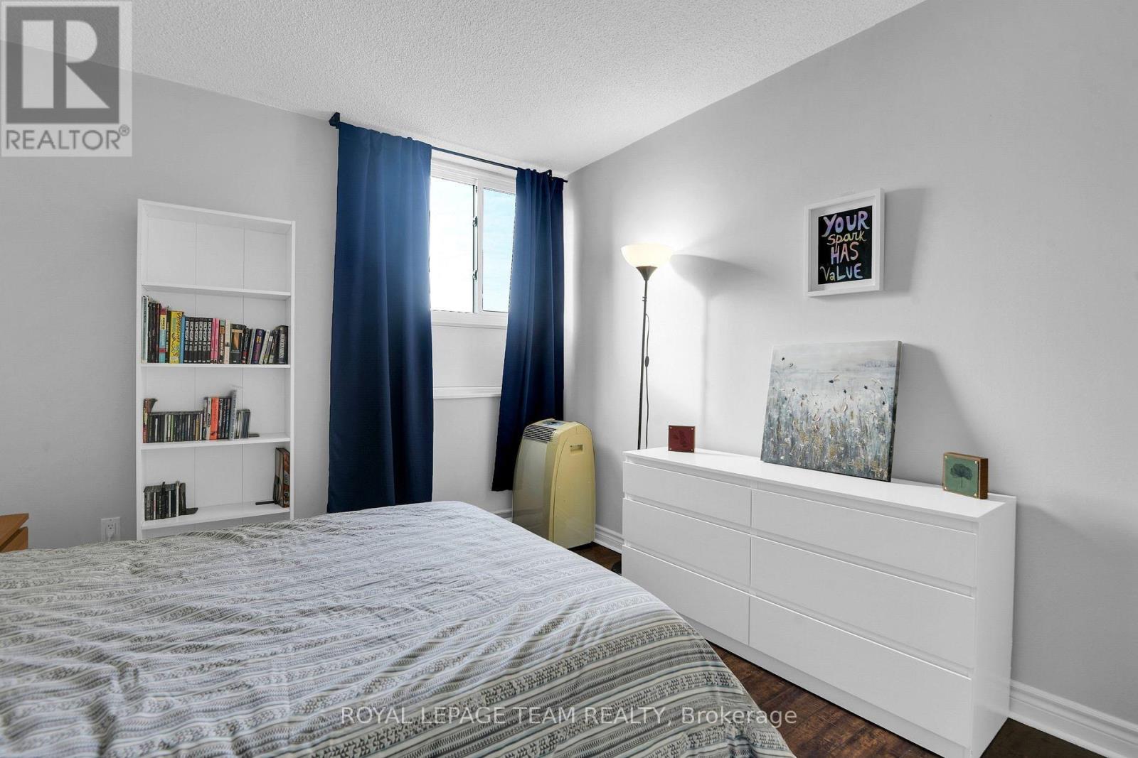 811 - 2000 Jasmine Crescent, Ottawa, Ontario  K1J 8K4 - Photo 19 - X12498010