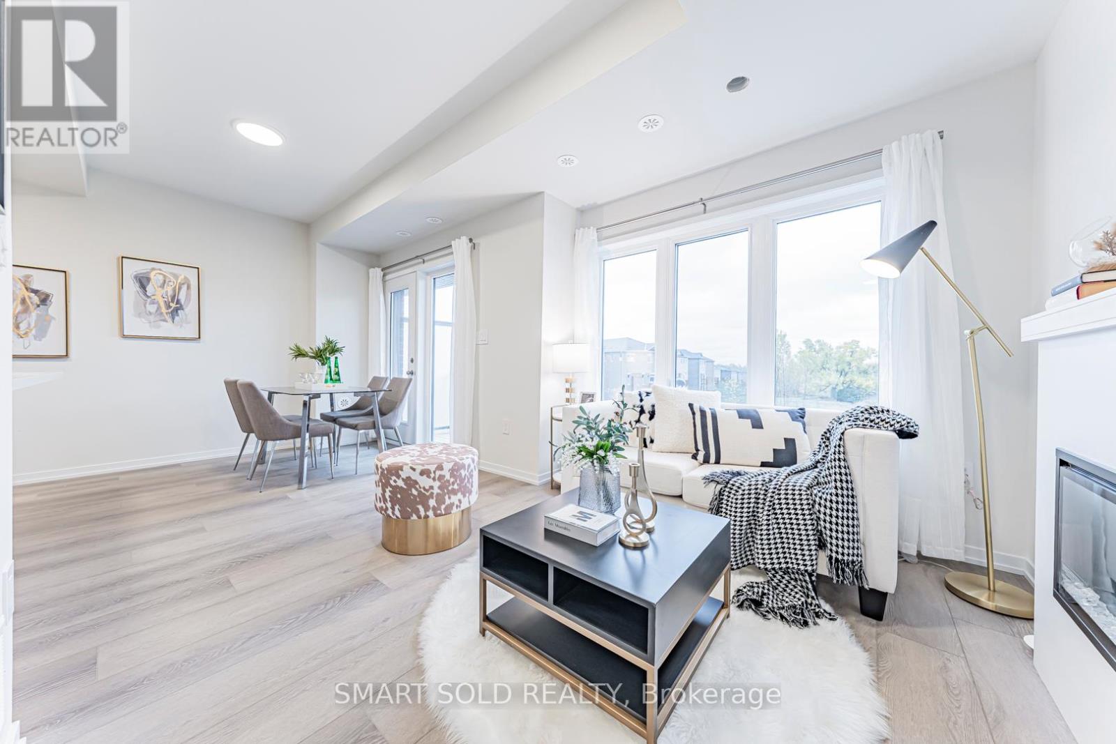 152 Matawin Lane, Richmond Hill, Ontario  L4B 0H8 - Photo 11 - N12494404