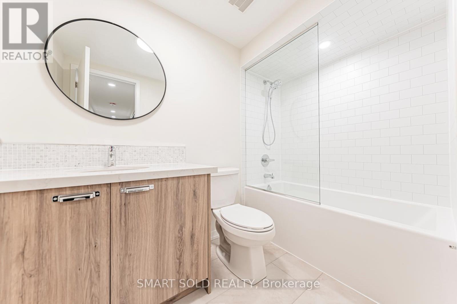 152 Matawin Lane, Richmond Hill, Ontario  L4B 0H8 - Photo 35 - N12494404