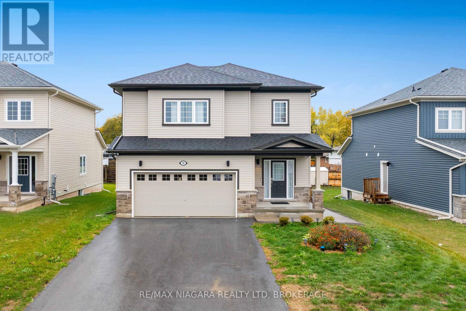 Main - 90 Hillcrest Road, Port Colborne, Ontario  L3K 6E4 - Photo 1 - X12497312