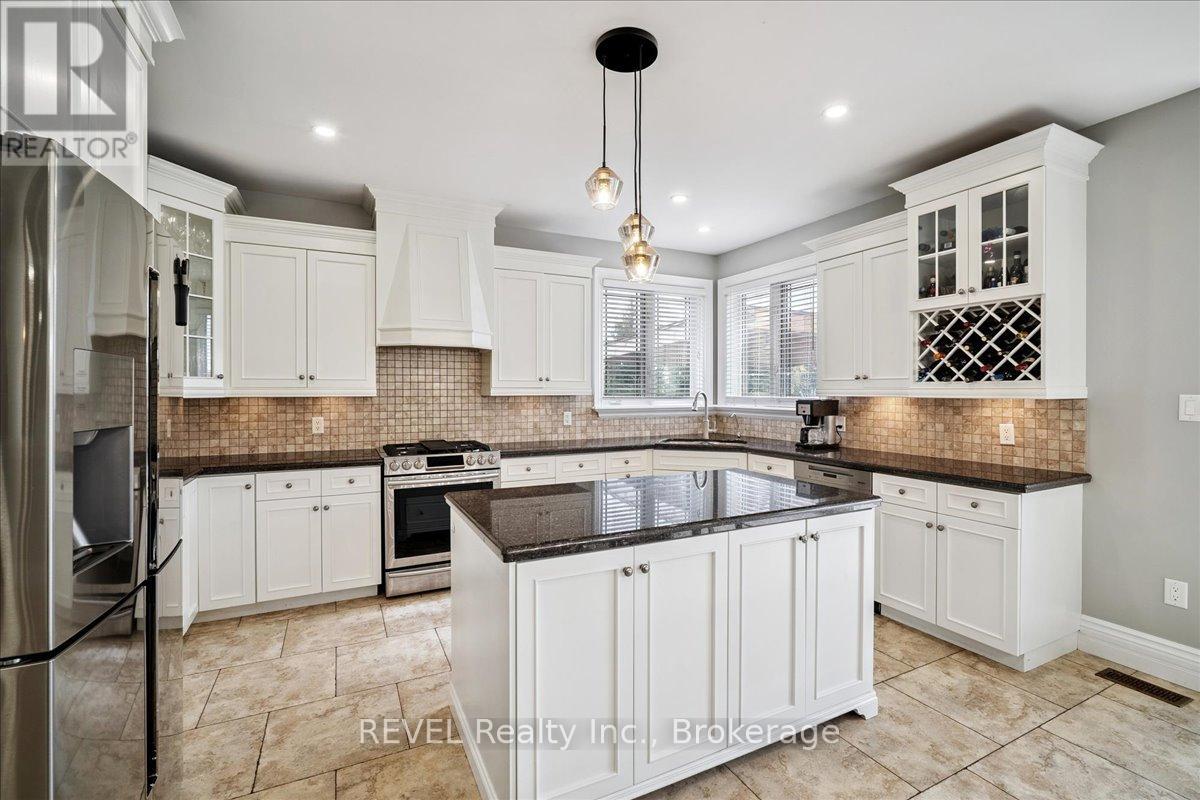 1330 Concession 6 Road W, Hamilton, Ontario  L8B 1N1 - Photo 7 - X12497382