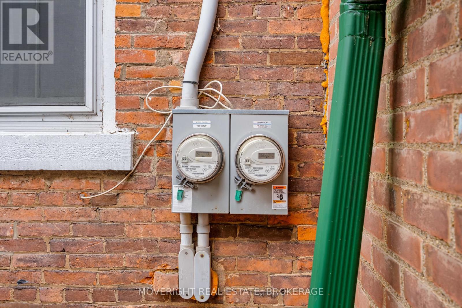 31 Yates Street, St. Catharines, Ontario  L2R 5R3 - Photo 8 - X12497512