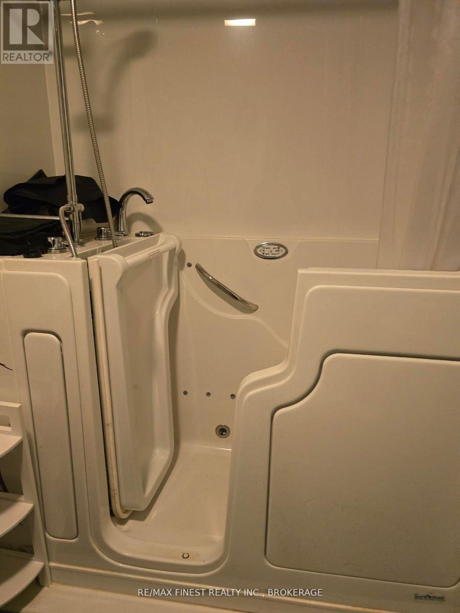 10555 Road 38, Frontenac, Ontario  K0H 2K0 - Photo 9 - X12497694