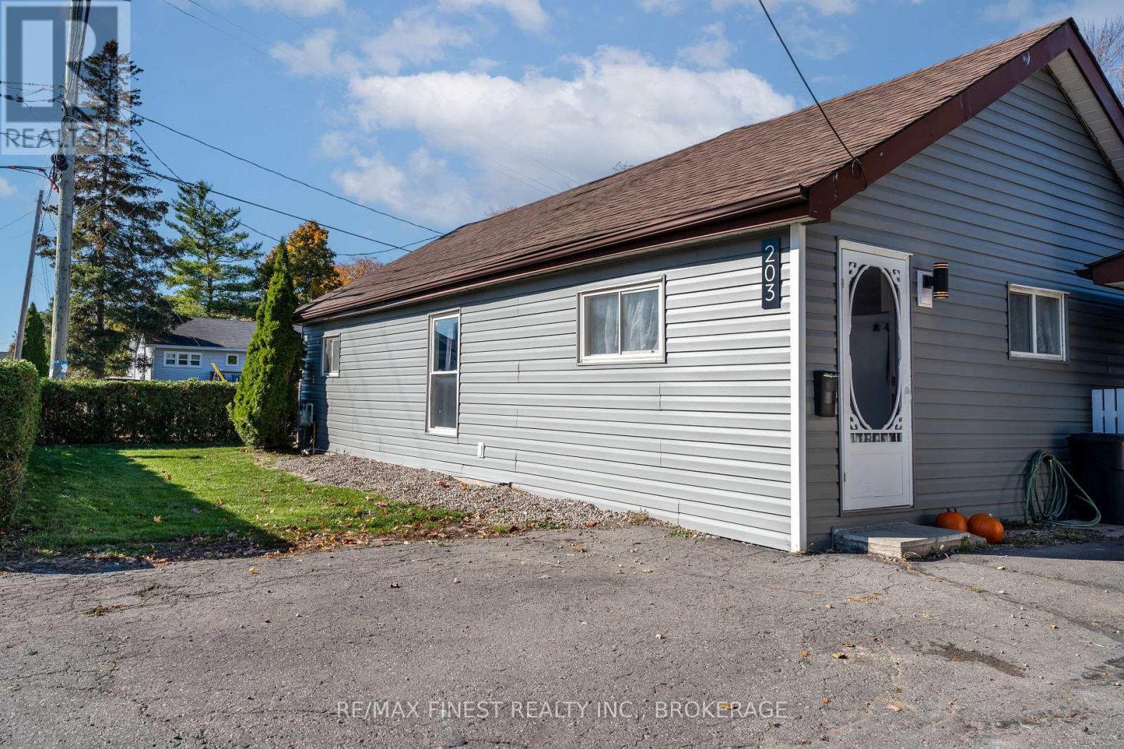 203 Church Street, Greater Napanee (Greater Napanee), Ontario  K7R 1C5 - Photo 3 - X12497774