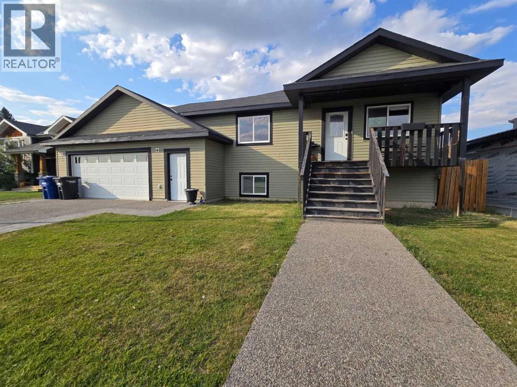 329 15 Street, Fort Macleod, Alberta  T0L 0Z0 - Photo 2 - A2256705
