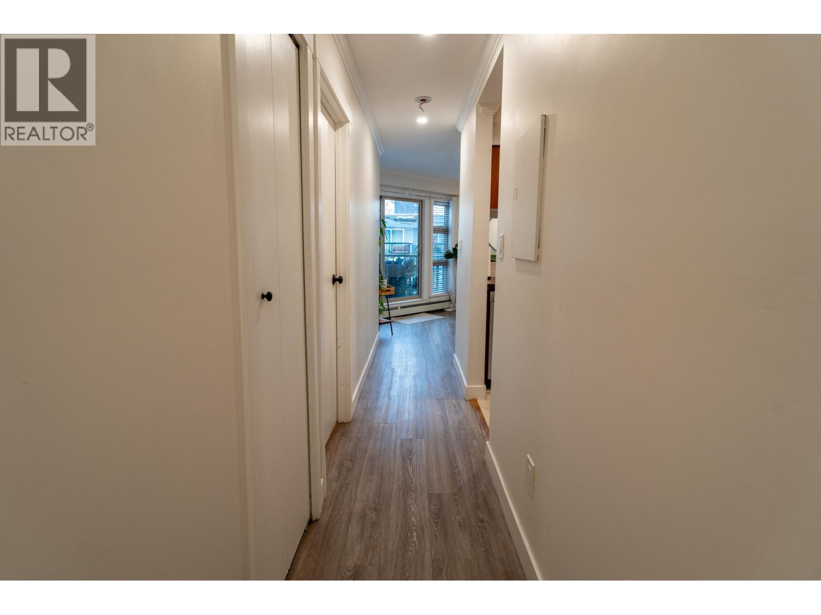 105 235 W 4th Street, North Vancouver, British Columbia  V7M 1H8 - Photo 6 - R3059424