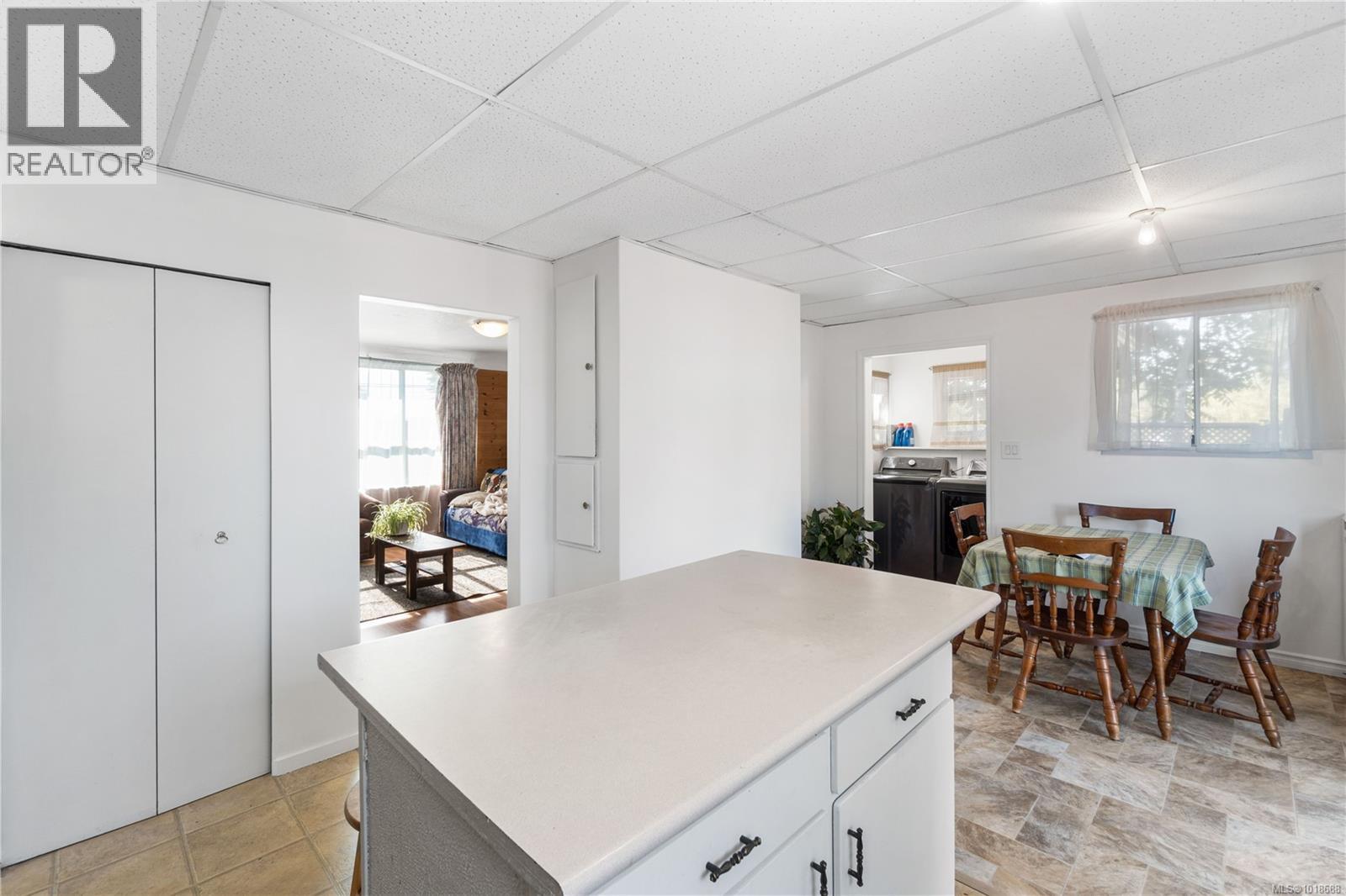 375 Bruce Ave, Nanaimo, British Columbia  V9R 3Y2 - Photo 2 - 1018688