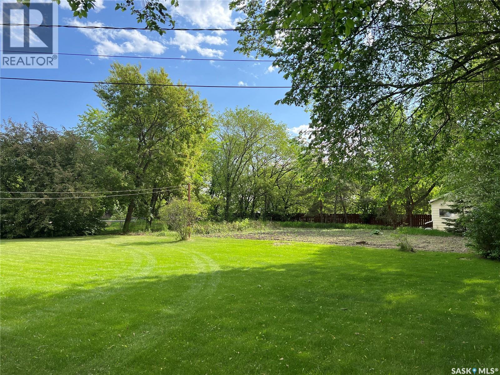 514 2nd Street E, Meadow Lake, Saskatchewan  S9X 1G6 - Photo 27 - SK022120