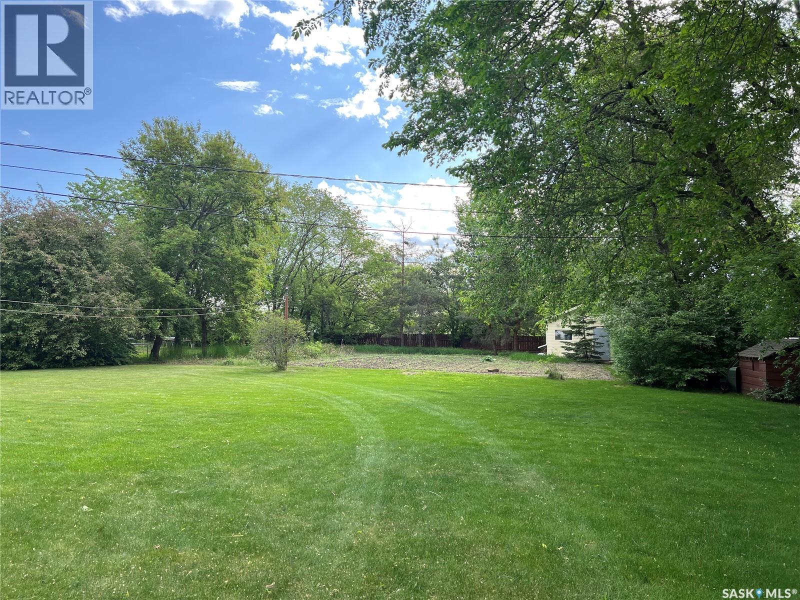 514 2nd Street E, Meadow Lake, Saskatchewan  S9X 1G6 - Photo 28 - SK022120