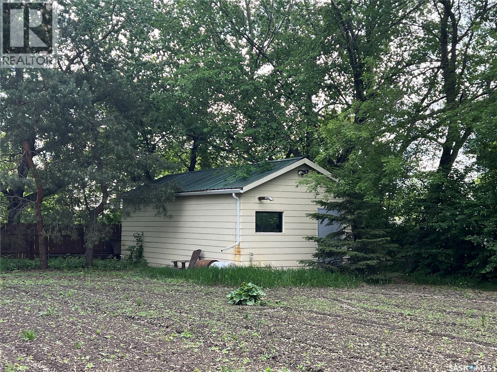 514 2nd Street E, Meadow Lake, Saskatchewan  S9X 1G6 - Photo 29 - SK022120