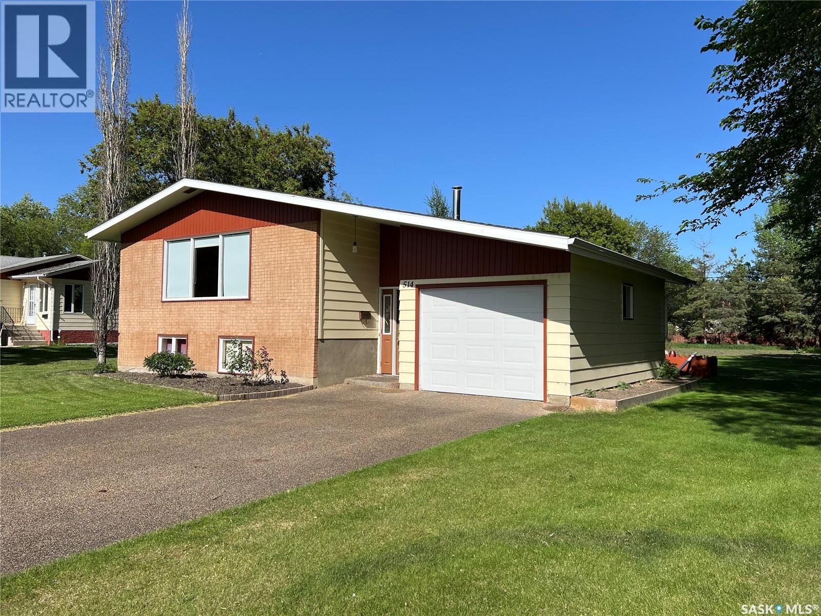 514 2nd Street E, Meadow Lake, Saskatchewan  S9X 1G6 - Photo 30 - SK022120