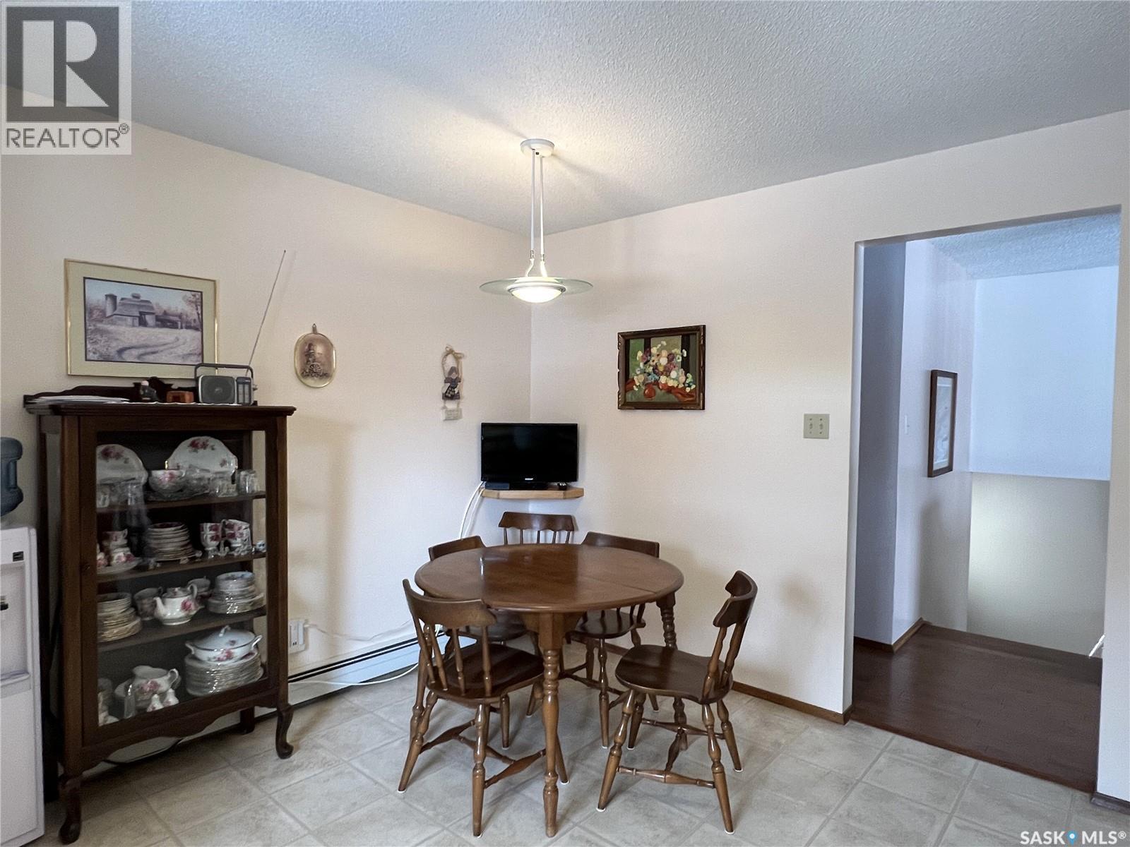 514 2nd Street E, Meadow Lake, Saskatchewan  S9X 1G6 - Photo 5 - SK022120