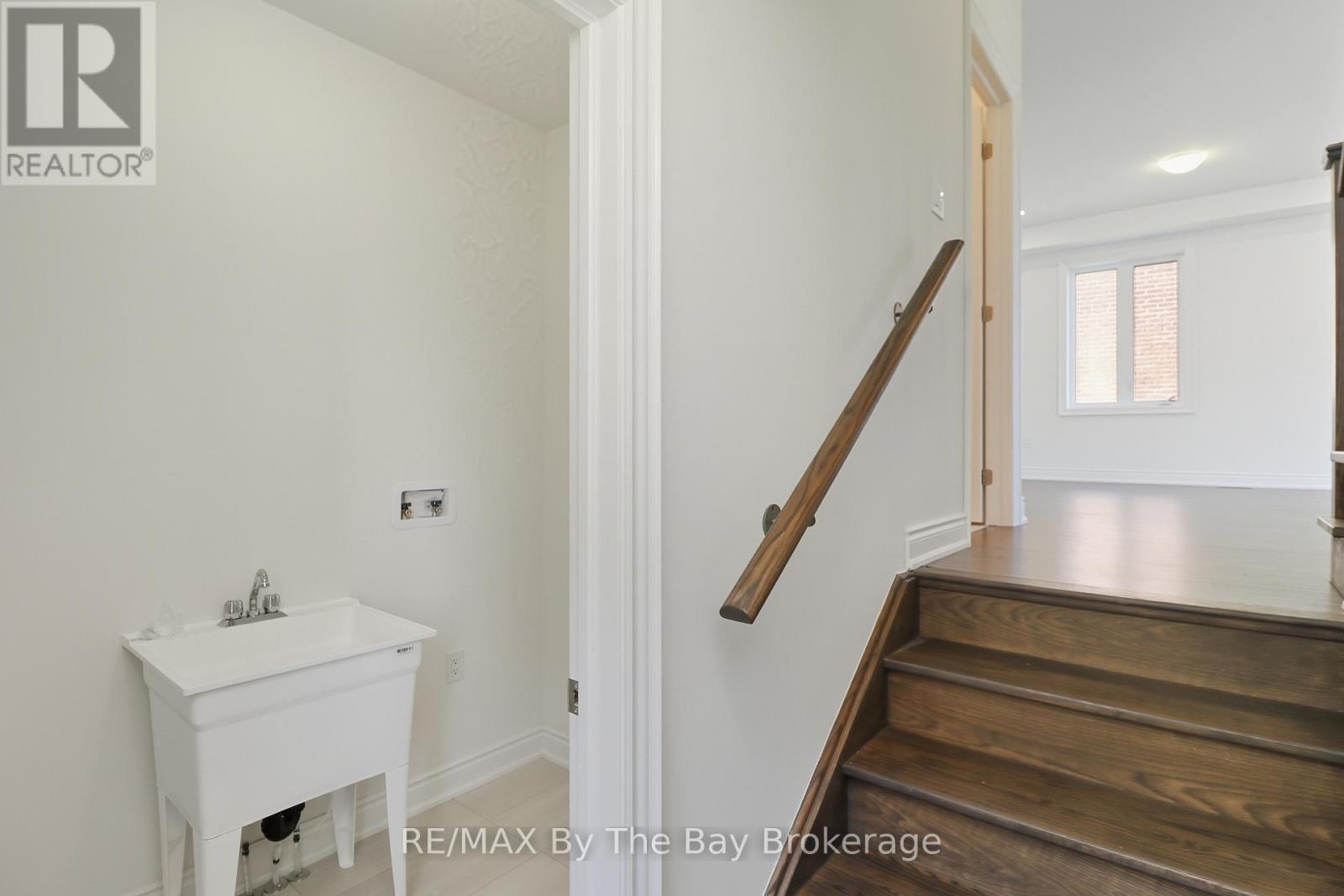 59 Amber Drive, Wasaga Beach, Ontario  L9Z 0R8 - Photo 25 - S12447317