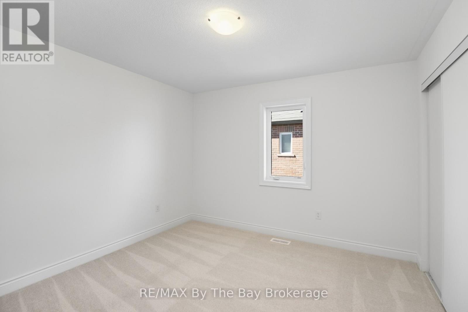 59 Amber Drive, Wasaga Beach, Ontario  L9Z 0R8 - Photo 34 - S12447317