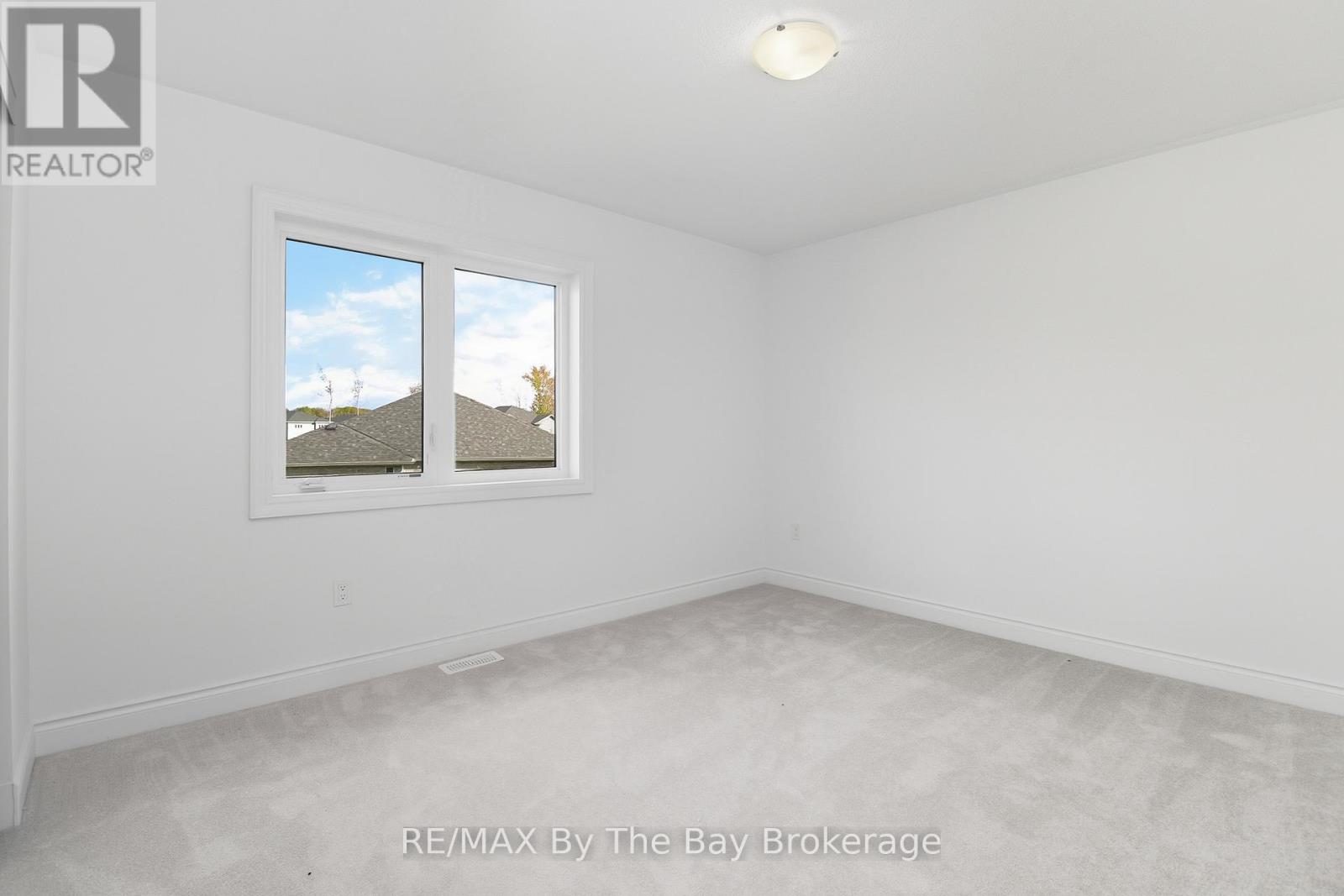 65 Amber Drive, Wasaga Beach, Ontario  L9Z 0R9 - Photo 34 - S12484914